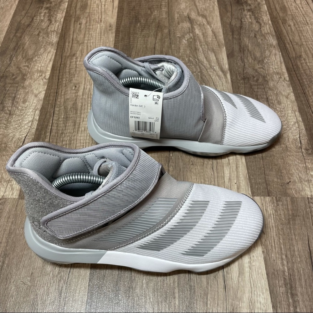 Adidas Harden B/E 3 Kids size 6 / Women size 7.5